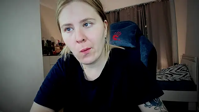 Olivia Munk online show from 09/09/25, 04:12