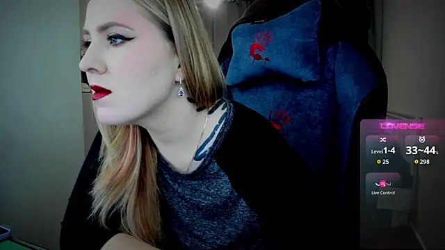 Olivia Munk online show from 10/09/25, 05:27