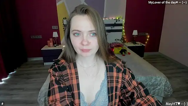 Snapshot of LizaGost chatting on 05/01/26, 11:37 LizaGost online show from 05/01/26, 11:37
