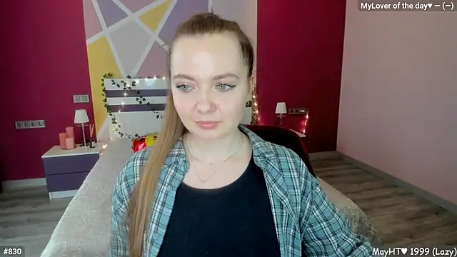 Snapshot of LizaGost chatting on 05/16/26, 11:42 LizaGost online show from 05/16/26, 11:42