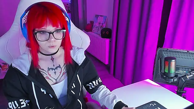 Snapshot of Yumi_Youkai chatting on 01/24/25, 09:37 Yumi Youkai online show from 01/24/25, 09:37