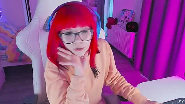 Snapshot of Yumi_Youkai chatting on 01/28/25, 12:11 Yumi Youkai online show from 01/28/25, 12:11