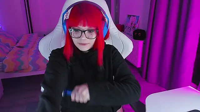 Snapshot of Yumi_Youkai chatting on 02/01/25, 04:22 Yumi Youkai online show from 02/01/25, 04:22