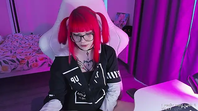 Snapshot of Yumi_Youkai chatting on 03/01/25, 02:34 Yumi Youkai online show from 03/01/25, 02:34