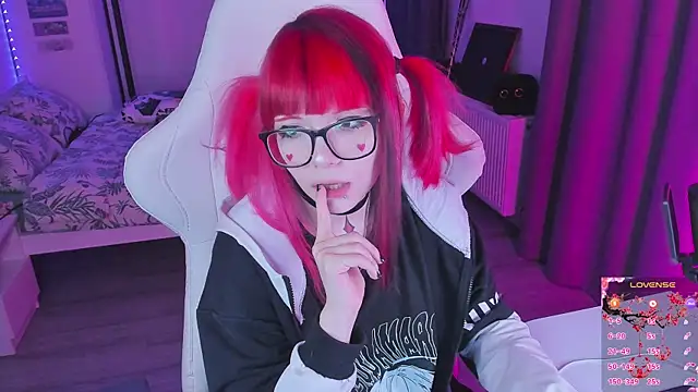 Snapshot of Yumi_Youkai chatting on 10/15/25, 02:22 Yumi Youkai online show from 10/15/25, 02:22