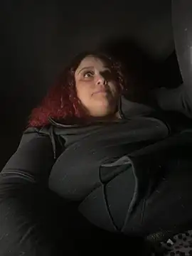 Snapshot of bbwredhead chatting on 12/14/24, 08:13 bbwredhead online show from 12/14/24, 08:13