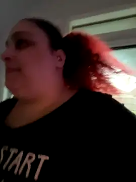 Snapshot of bbwredhead chatting on 10/12/25, 11:48 bbwredhead online show from 10/12/25, 11:48