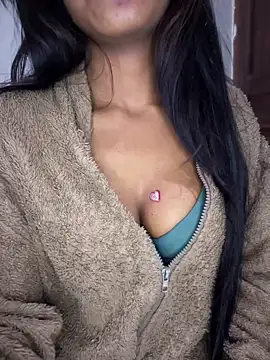 PARI Hun online show from 12/14/24, 12:01