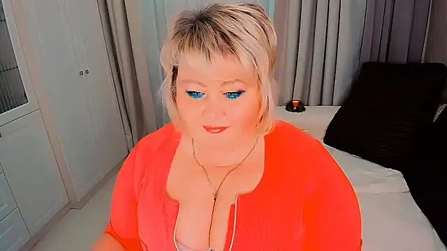 BIGTITSBBW online show from 01/01/25, 12:43