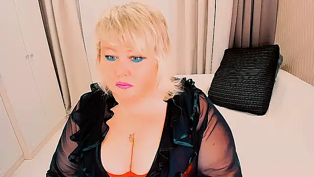 BIGTITSBBW online show from 10/31/25, 05:14