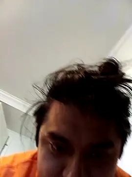 4emchp23 online show from 12/01/25, 08:36