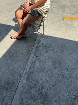 Snapshot of BabyNila chatting on 02/10/25, 05:47 BabyNila online show from 02/10/25, 05:47