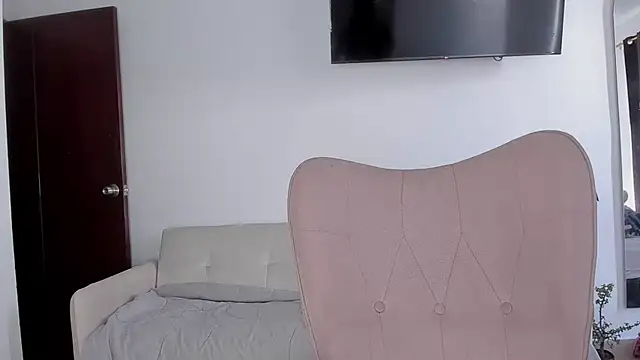 Snapshot of selene_king2 chatting on 04/14/26, 01:50 selene king2 online show from 04/14/26, 01:50