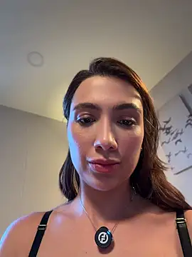 Snapshot of AnnaCastillo_ chatting on 05/09/26, 11:10 AnnaCastillo online show from 05/09/26, 11:10