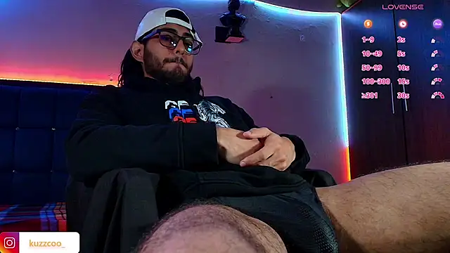 kuzzcoo online show from 02/06/26, 01:47