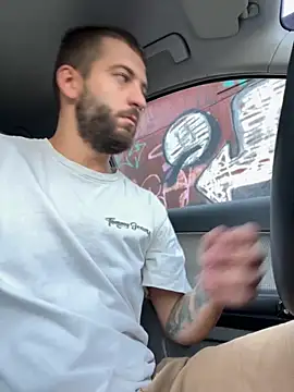 ElChapoGuzman95 online show from 09/18/25, 04:36