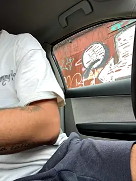 ElChapoGuzman95 online show from 09/26/25, 05:33