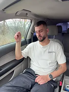 ElChapoGuzman95 online show from 11/29/25, 07:22