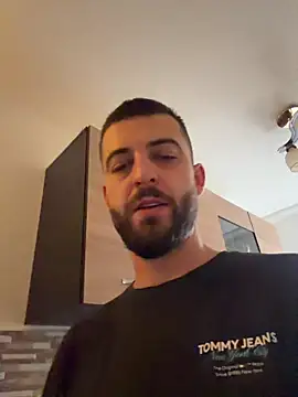 ElChapoGuzman95 online show from 12/04/25, 06:34