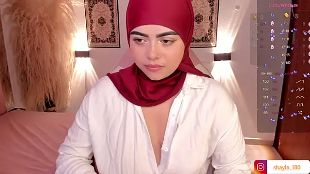 shayla 18 online show from 02/11/25, 07:59