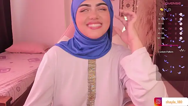 shayla 18 online show from 02/28/25, 08:50