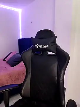 Fleurmeyer79 online show from 12/04/24, 02:26