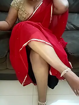 Snapshot of Mounika25 chatting on 12/08/24, 05:22 Mounika25 online show from 12/08/24, 05:22