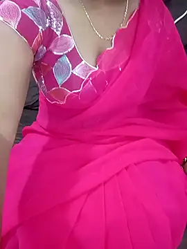 Snapshot of Mounika25 chatting on 11/10/25, 09:30 Mounika25 online show from 11/10/25, 09:30