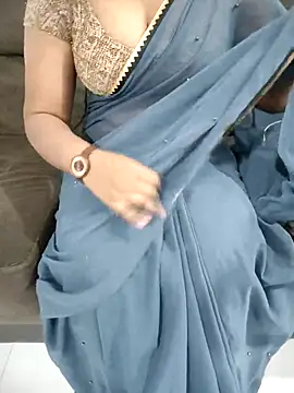 Snapshot of Mounika25 chatting on 02/04/26, 05:19 Mounika25 online show from 02/04/26, 05:19