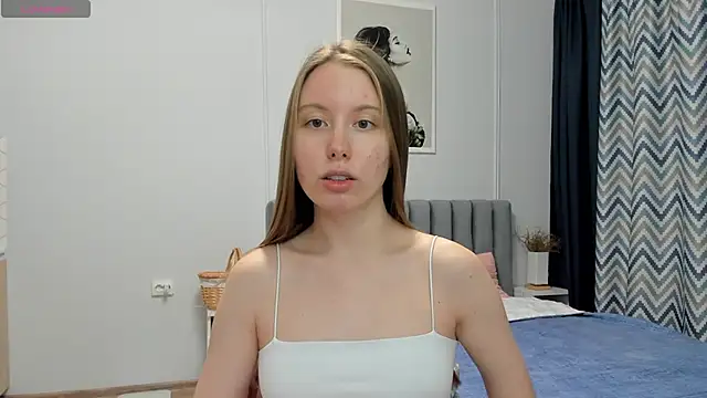 Snapshot of Peggy_Beauty chatting on 12/01/24, 10:10 Peggy Beauty online show from 12/01/24, 10:10