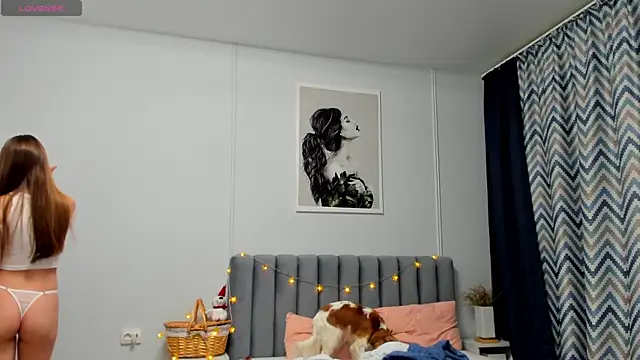 Snapshot of Peggy_Beauty chatting on 12/28/24, 08:15 Peggy Beauty online show from 12/28/24, 08:15