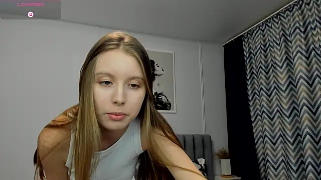 Snapshot of Peggy_Beauty chatting on 01/08/25, 08:07 Peggy Beauty online show from 01/08/25, 08:07