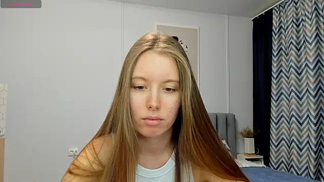 Snapshot of Peggy_Beauty chatting on 01/15/25, 05:05 Peggy Beauty online show from 01/15/25, 05:05