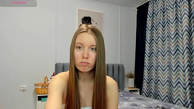 Snapshot of Peggy_Beauty chatting on 01/17/25, 08:55 Peggy Beauty online show from 01/17/25, 08:55