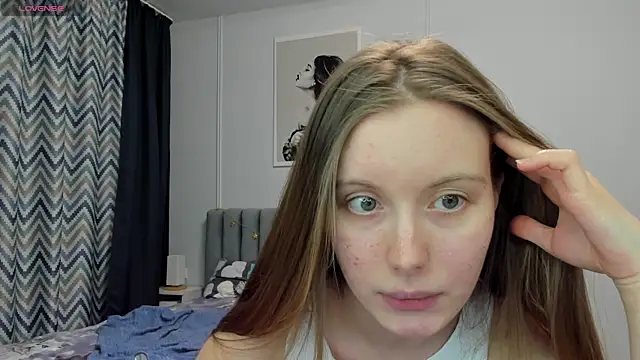 Snapshot of Peggy_Beauty chatting on 02/19/25, 11:57 Peggy Beauty online show from 02/19/25, 11:57