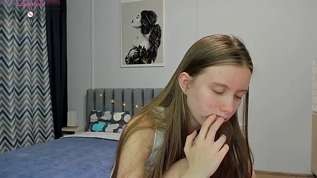 Snapshot of Peggy_Beauty chatting on 02/23/25, 06:34 Peggy Beauty online show from 02/23/25, 06:34