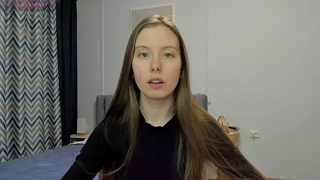 Snapshot of Peggy_Beauty chatting on 03/02/25, 01:26 Peggy Beauty online show from 03/02/25, 01:26