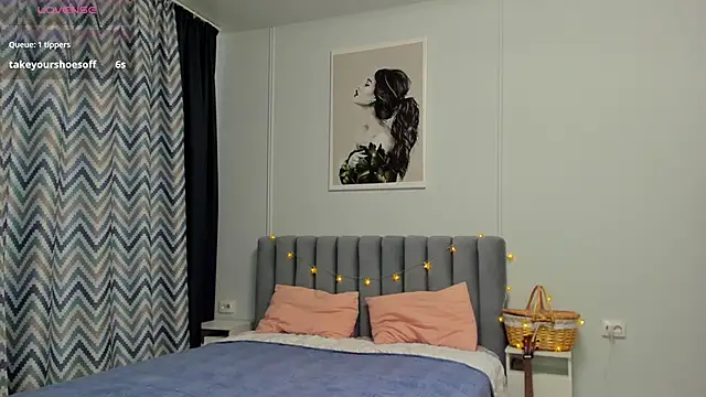 Snapshot of Peggy_Beauty chatting on 03/20/25, 12:53 Peggy Beauty online show from 03/20/25, 12:53