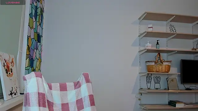 Snapshot of Peggy_Beauty chatting on 11/05/25, 01:27 Peggy Beauty online show from 11/05/25, 01:27