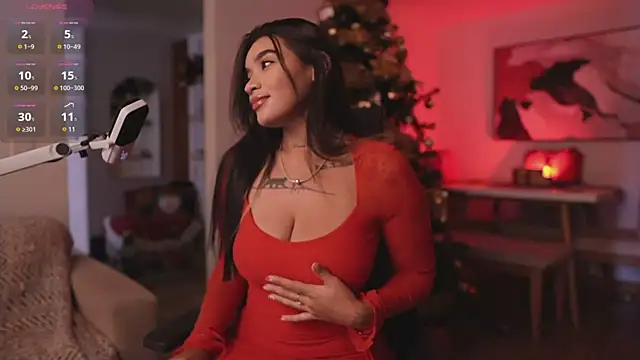 Snapshot of HannahW_ chatting on 12/25/24, 06:30 HannahW online show from 12/25/24, 06:30