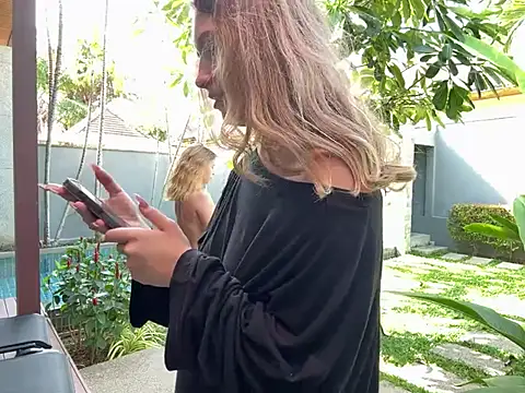 Nura n Sarah online show from 02/26/25, 08:37