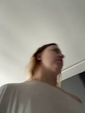 Nura n Sarah online show from 10/03/25, 03:58