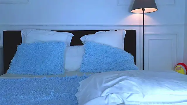 Snapshot of NicoleMarani chatting on 01/24/25, 02:28 NicoleMarani online show from 01/24/25, 02:28