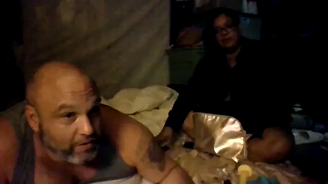 Snapshot of sweetness1979 chatting on 09/30/25, 03:33 sweetness1979 online show from 09/30/25, 03:33