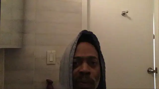 Snapshot of theblacklordmaster chatting on 12/04/24, 01:20 theblacklordmaster online show from 12/04/24, 01:20