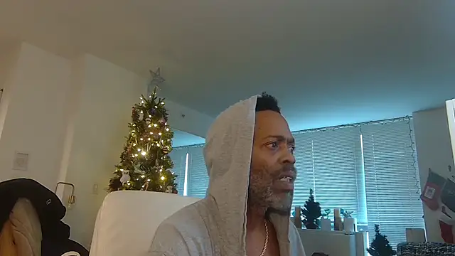 Snapshot of theblacklordmaster chatting on 12/04/24, 04:27 theblacklordmaster online show from 12/04/24, 04:27