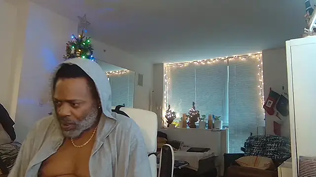 Snapshot of theblacklordmaster chatting on 12/10/24, 04:06 theblacklordmaster online show from 12/10/24, 04:06