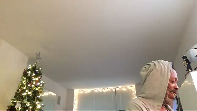 Snapshot of theblacklordmaster chatting on 12/17/24, 01:16 theblacklordmaster online show from 12/17/24, 01:16