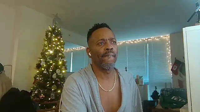 Snapshot of theblacklordmaster chatting on 12/18/24, 04:28 theblacklordmaster online show from 12/18/24, 04:28