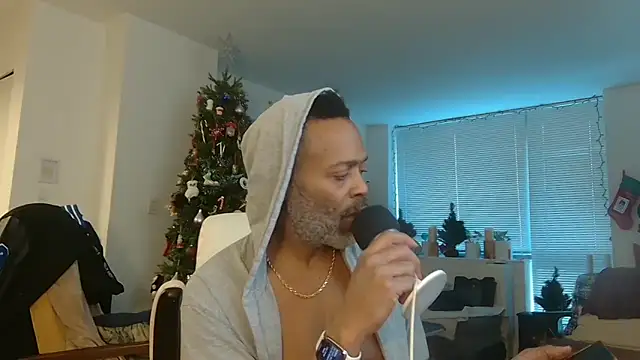 Snapshot of theblacklordmaster chatting on 01/07/25, 03:44 theblacklordmaster online show from 01/07/25, 03:44